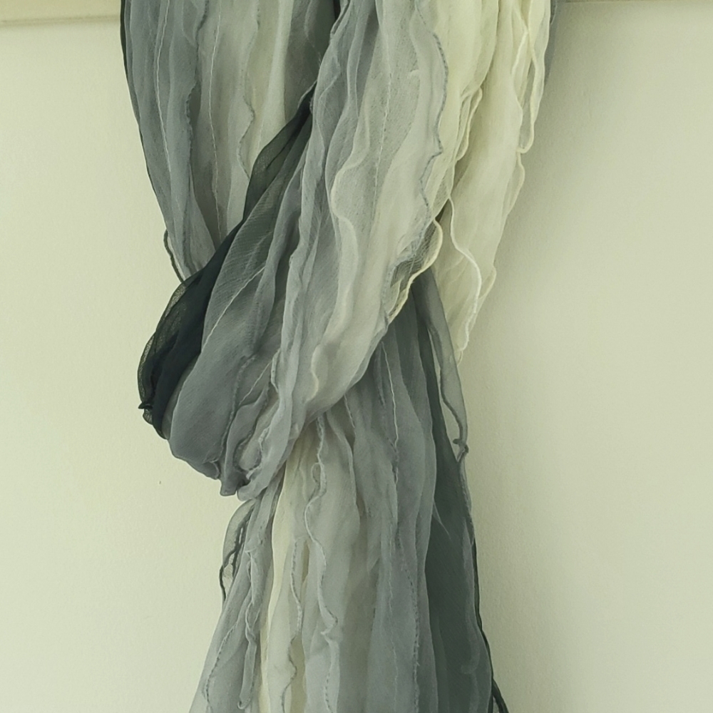 Scarf - Picture 6 of 6